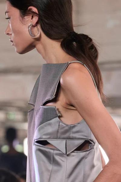 Look 71